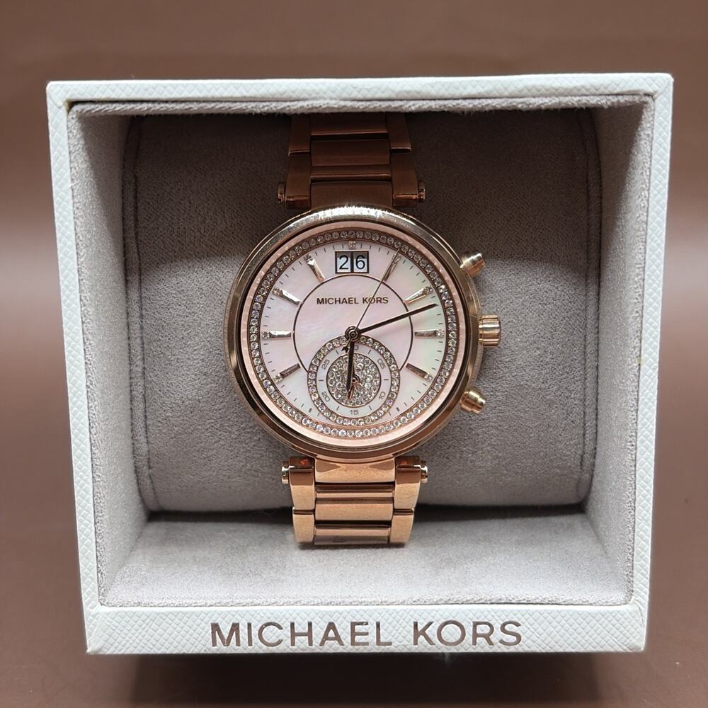 Authentic Michael Kors Sawyer Crystals Rose Gold Women's MK6282 Watch